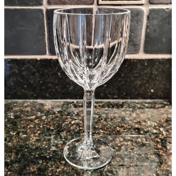 Marquis Waterford Omega Vertical Cut 8.5" Crystal Wine Glass Goblets - Set of 4 - Picture 9 of 9